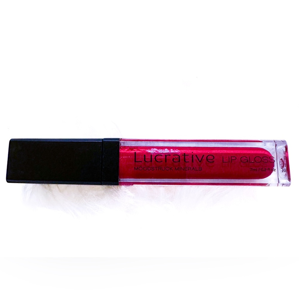 Younique Lucrative Lipgloss (Moonstruck Minerals) in “Lethal”~Red with Shimmer
